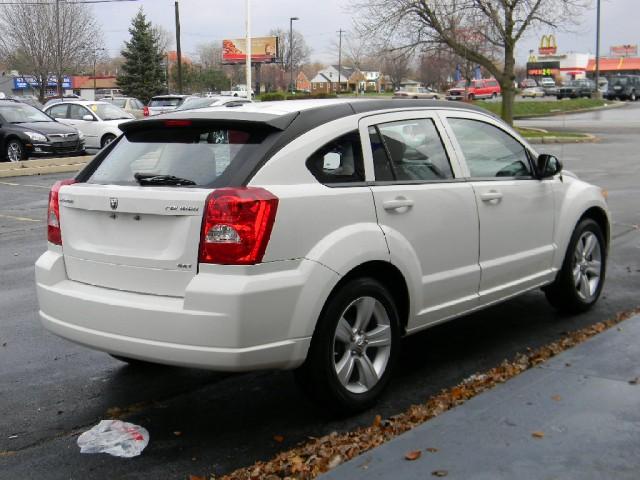 Dodge Caliber 2010 photo 3