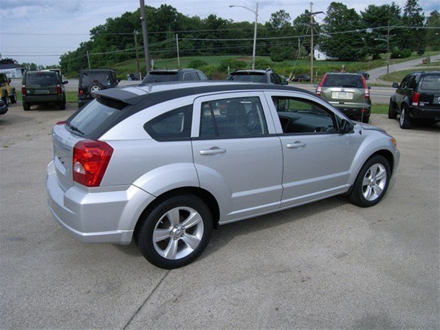 Dodge Caliber 2010 photo 1