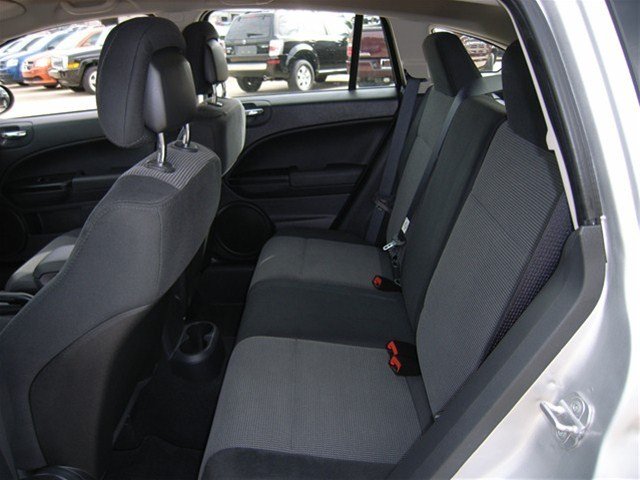 Dodge Caliber 2010 photo 5