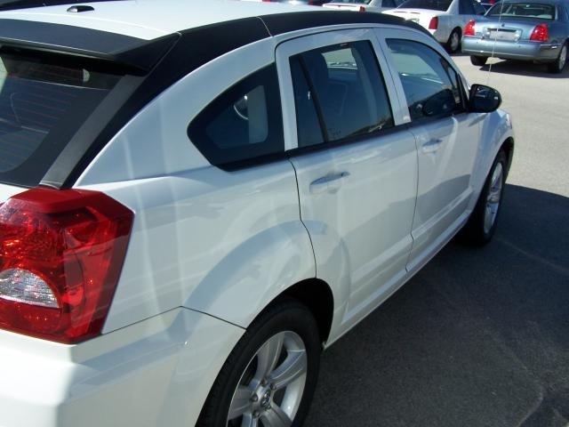 Dodge Caliber 2010 photo 4