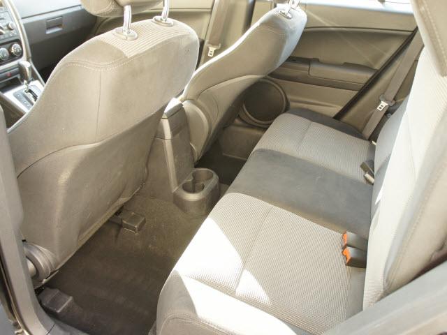 Dodge Caliber 2010 photo 3