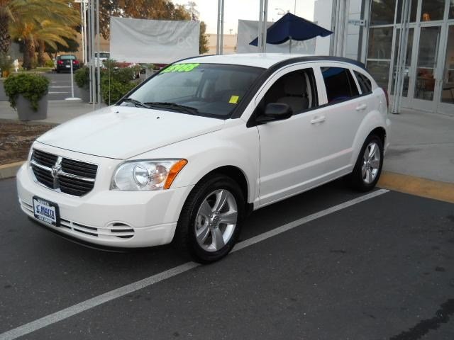 Dodge Caliber 2010 photo 3