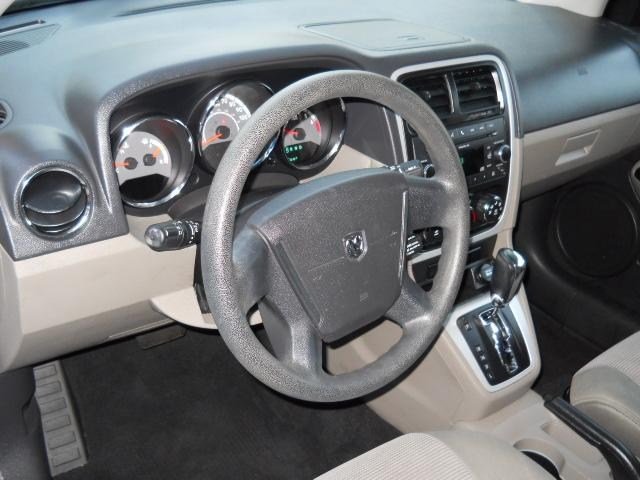 Dodge Caliber 2010 photo 5