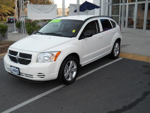 Dodge Caliber 2010 photo 2