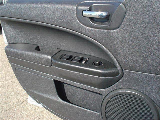 Dodge Caliber 2010 photo 5