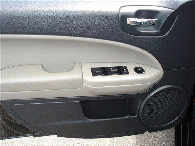 Dodge Caliber 2010 photo 5