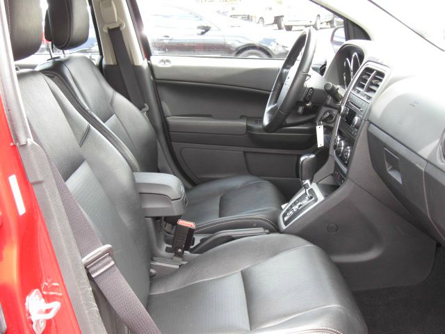 Dodge Caliber 2011 photo 1