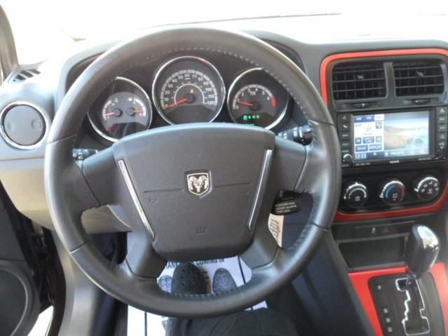 Dodge Caliber 2011 photo 3