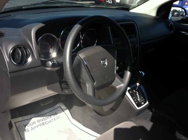 Dodge Caliber 2011 photo 4