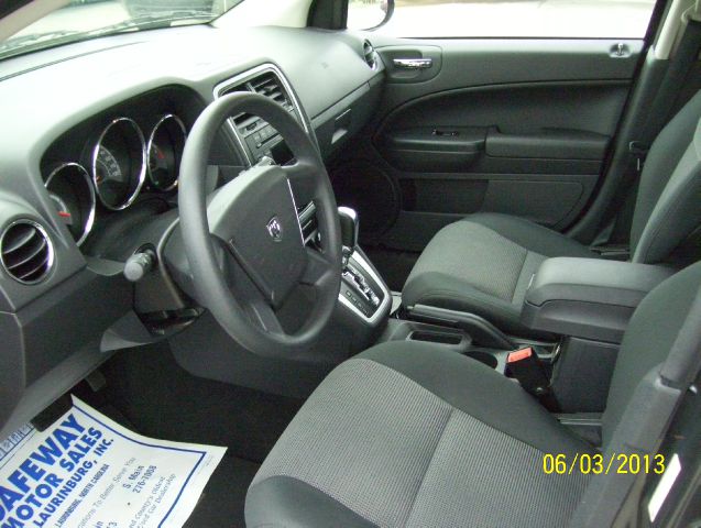 Dodge Caliber 2011 photo 11