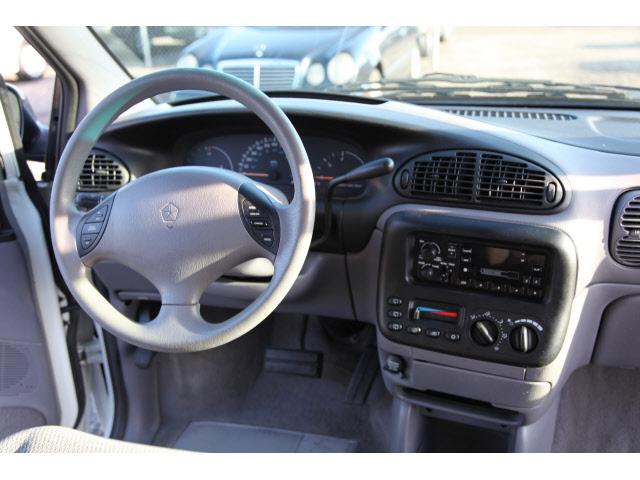 Dodge Caravan 1996 photo 3