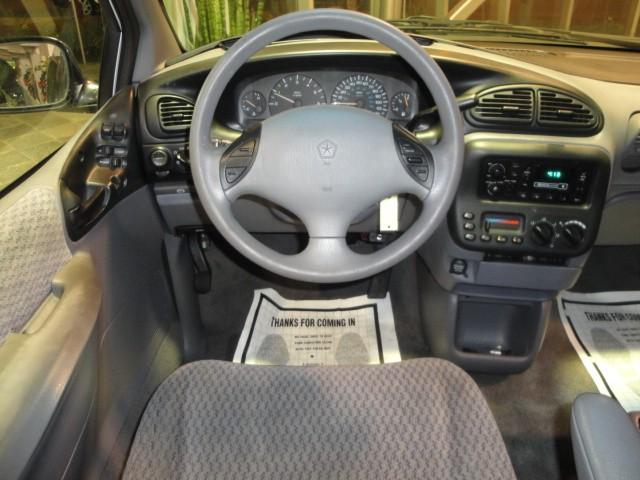Dodge Caravan 1998 photo 3