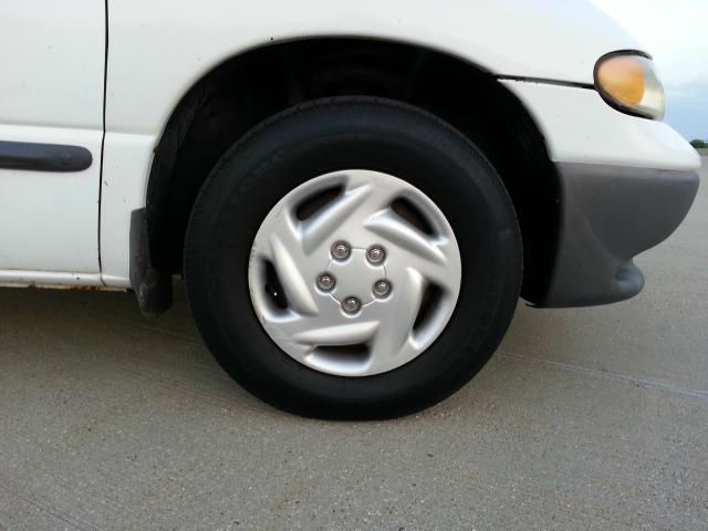 Dodge Caravan 1999 photo 9