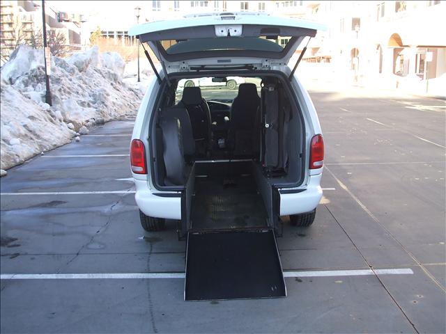 Dodge Caravan 1999 photo 2