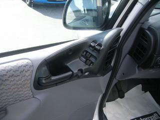 Dodge Caravan 1999 photo 3