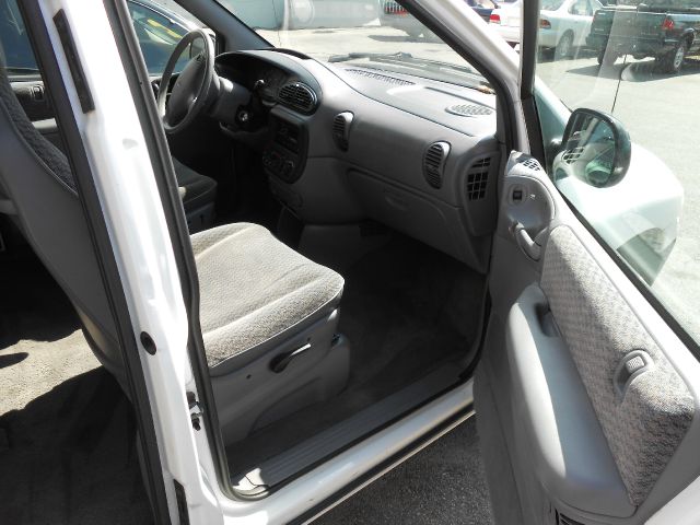 Dodge Caravan 1999 photo 3
