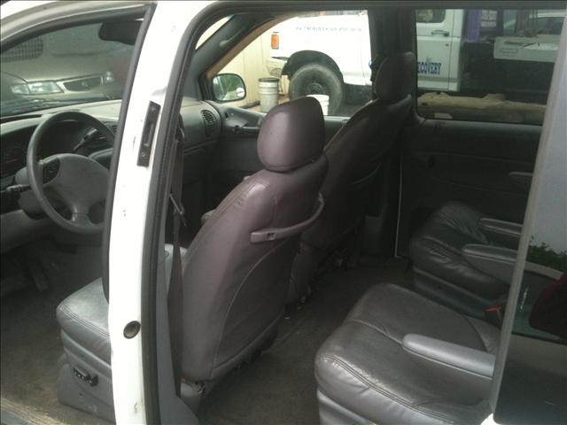 Dodge Caravan 1999 photo 3