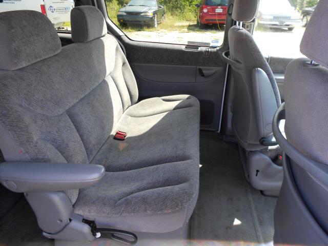 Dodge Caravan 1999 photo 3