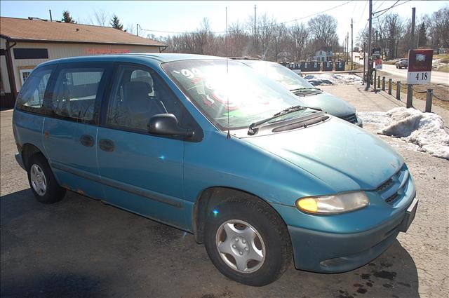 Dodge Caravan Base MiniVan