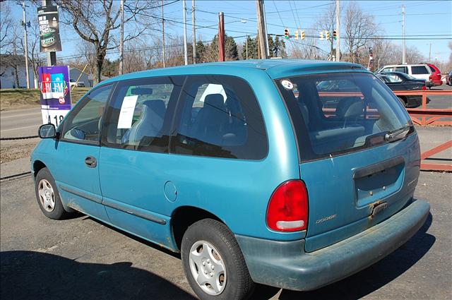 Dodge Caravan 1999 photo 2