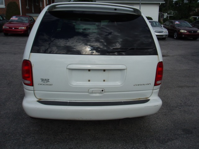 Dodge Caravan 1999 photo 1