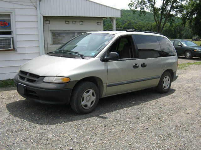 Dodge Caravan 2000 photo 1