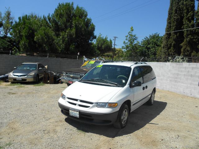 Dodge Caravan 2000 photo 1