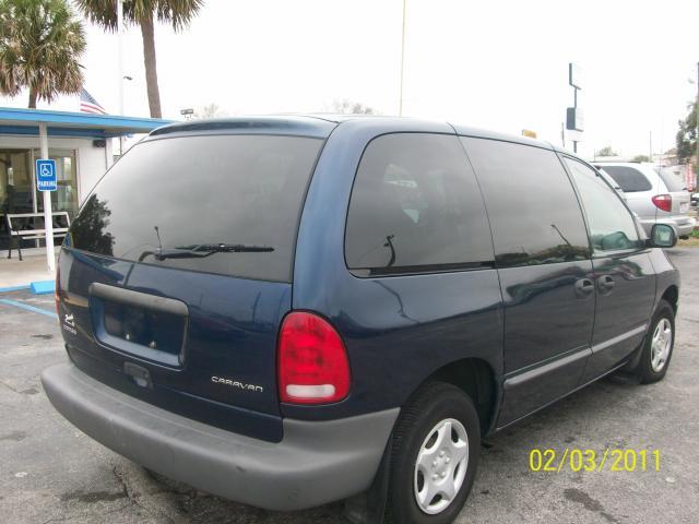 Dodge Caravan 2000 photo 3