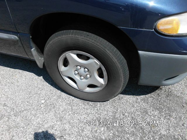 Dodge Caravan 2000 photo 1