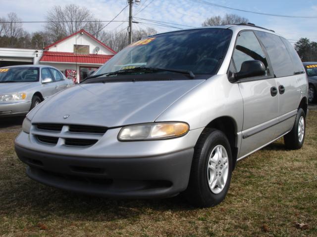 Dodge Caravan Base MiniVan