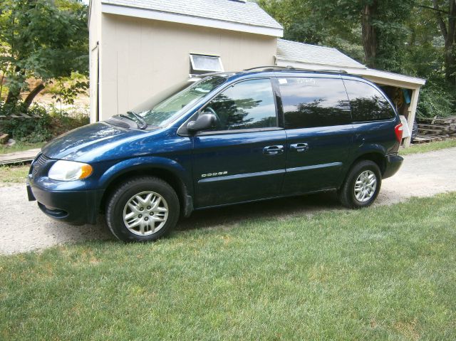 Dodge Caravan 2001 photo 3