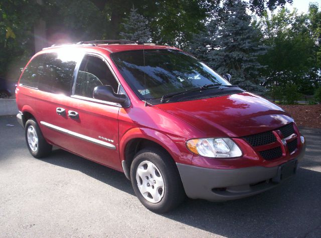 Dodge Caravan 2001 photo 3