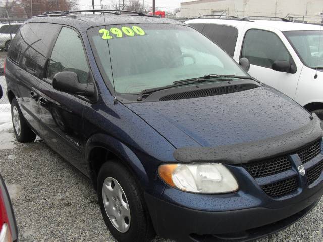 Dodge Caravan 2001 photo 2