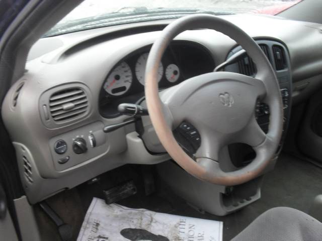 Dodge Caravan 2001 photo 3
