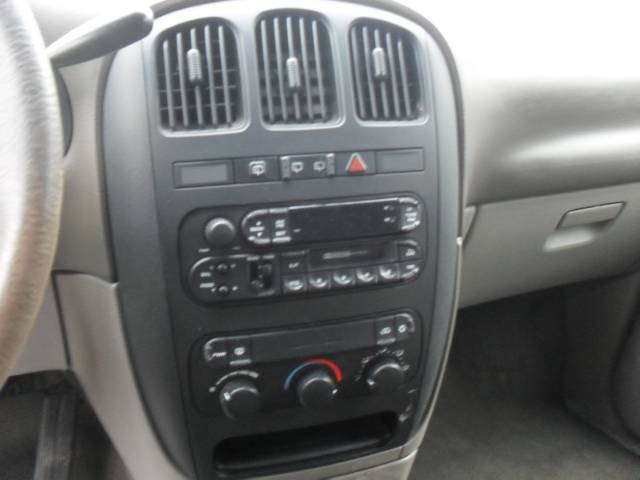 Dodge Caravan 2001 photo 5