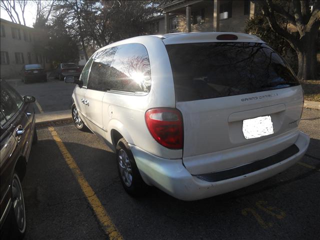 Dodge Caravan 2001 photo 2