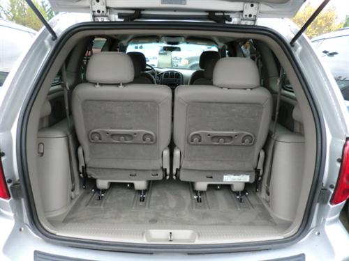 Dodge Caravan 2001 photo 2