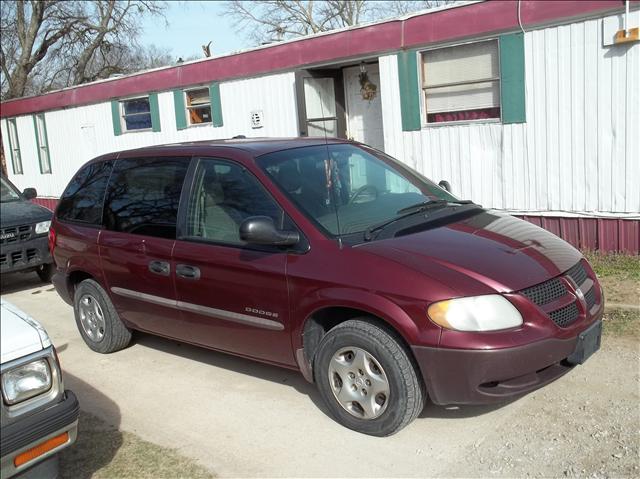 Dodge Caravan 2001 photo 2