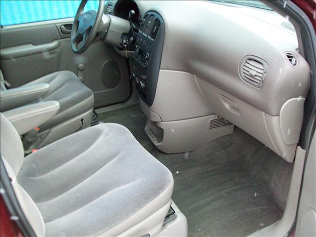 Dodge Caravan 2002 photo 3