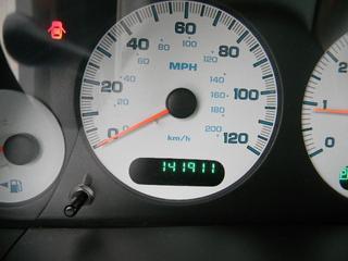 Dodge Caravan 2002 photo 2