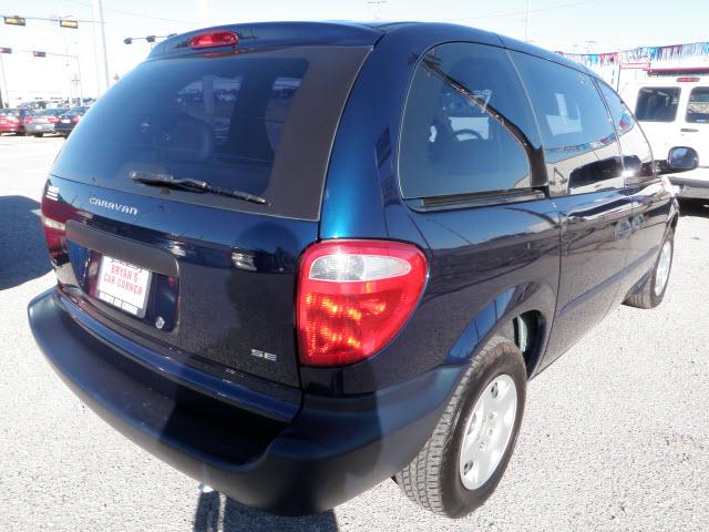 Dodge Caravan 2002 photo 2
