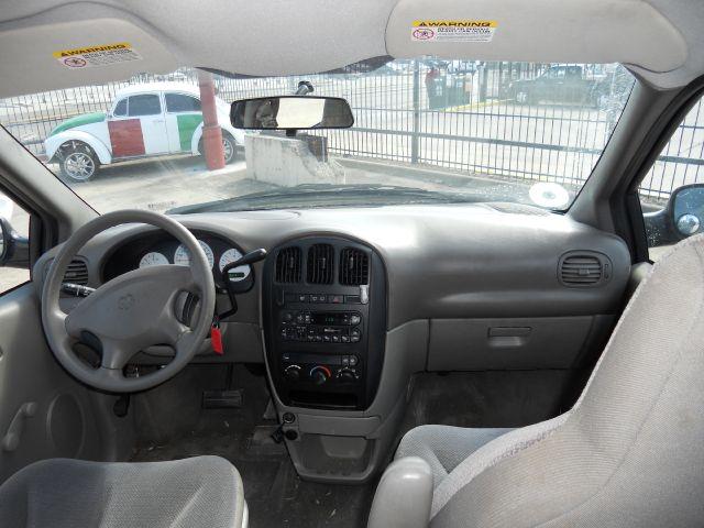 Dodge Caravan 2002 photo 4