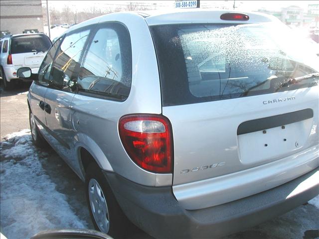Dodge Caravan 2002 photo 2