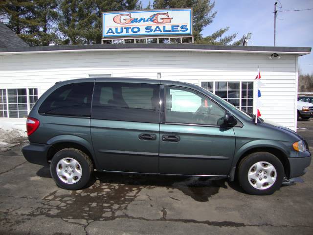 Dodge Caravan 2002 photo 1