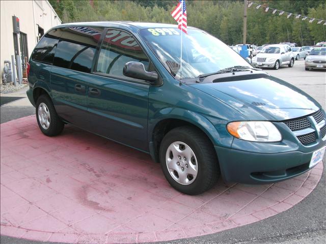Dodge Caravan 2002 photo 2