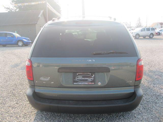 Dodge Caravan 2002 photo 2