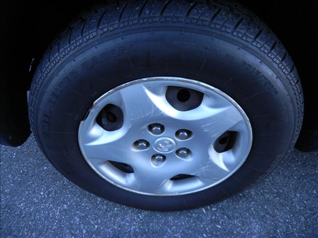 Dodge Caravan 2002 photo 1