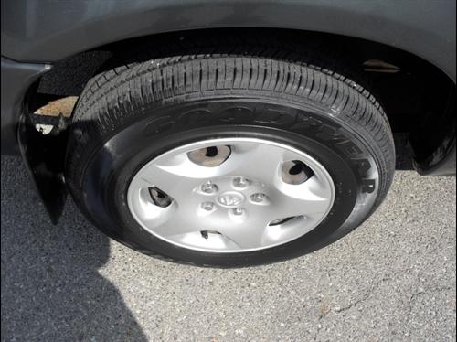 Dodge Caravan 2002 photo 1