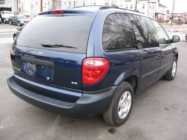 Dodge Caravan 2002 photo 1