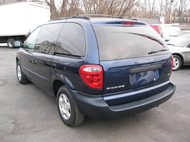 Dodge Caravan 2002 photo 2